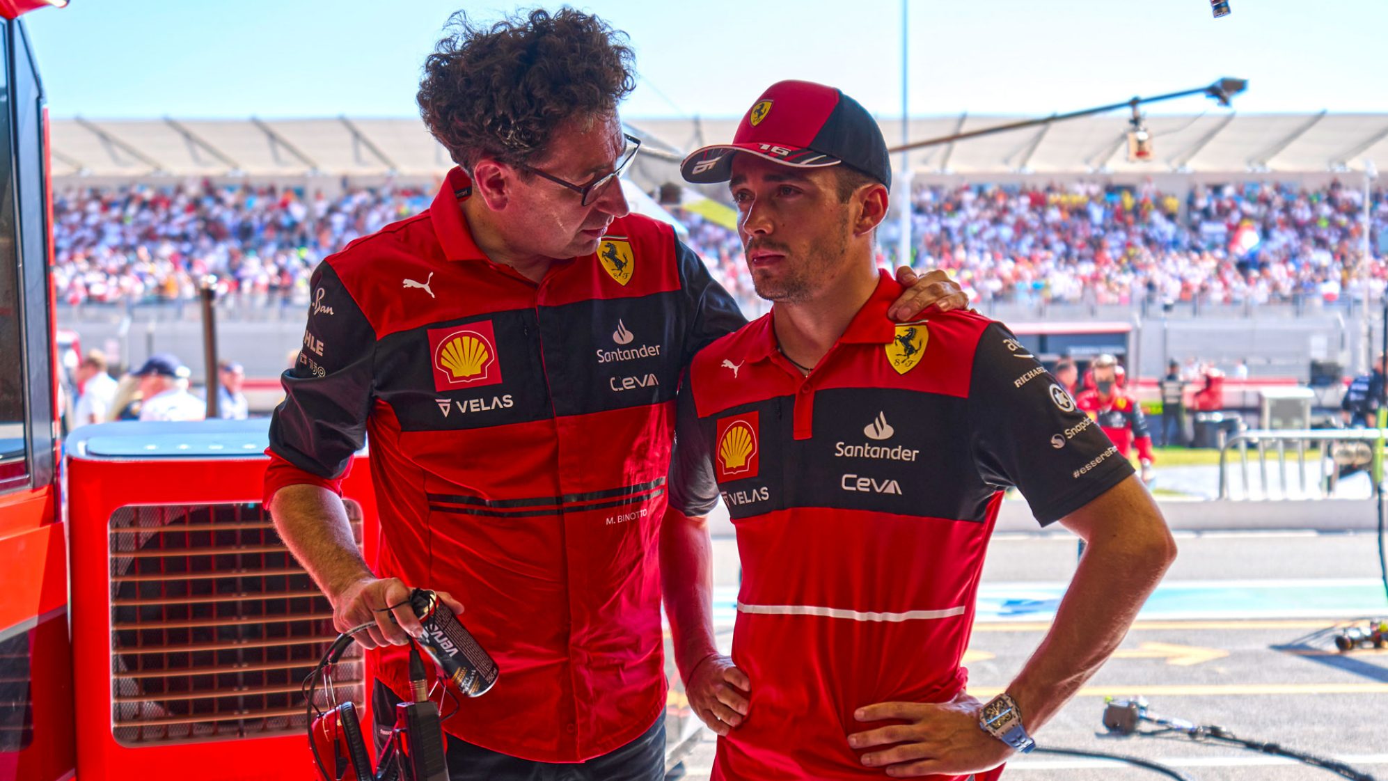 Charles Leclerc et Mattia Binotto